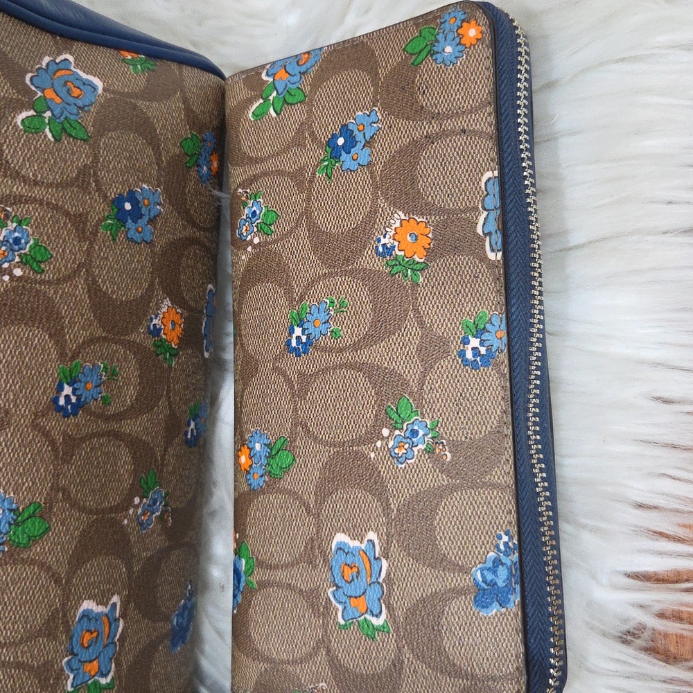 💙🔹️Coach 🔹️Mini Bennett Floral Logo Printed coated Canvas Satchel Wallet Set - Picture 5 of 13